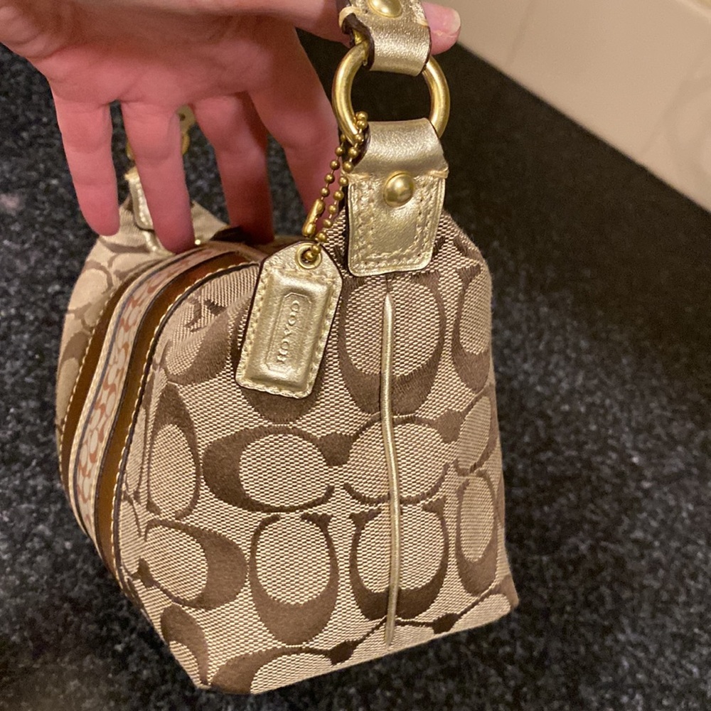 COACH mini bag. #41047 - Picture 8 of 9